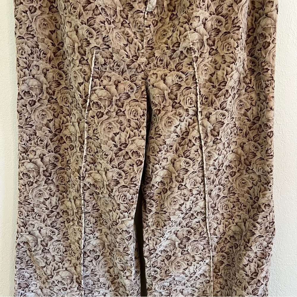 Vintage 70’s High Waisted Velvet Floral Pants - Picture 3 of 14